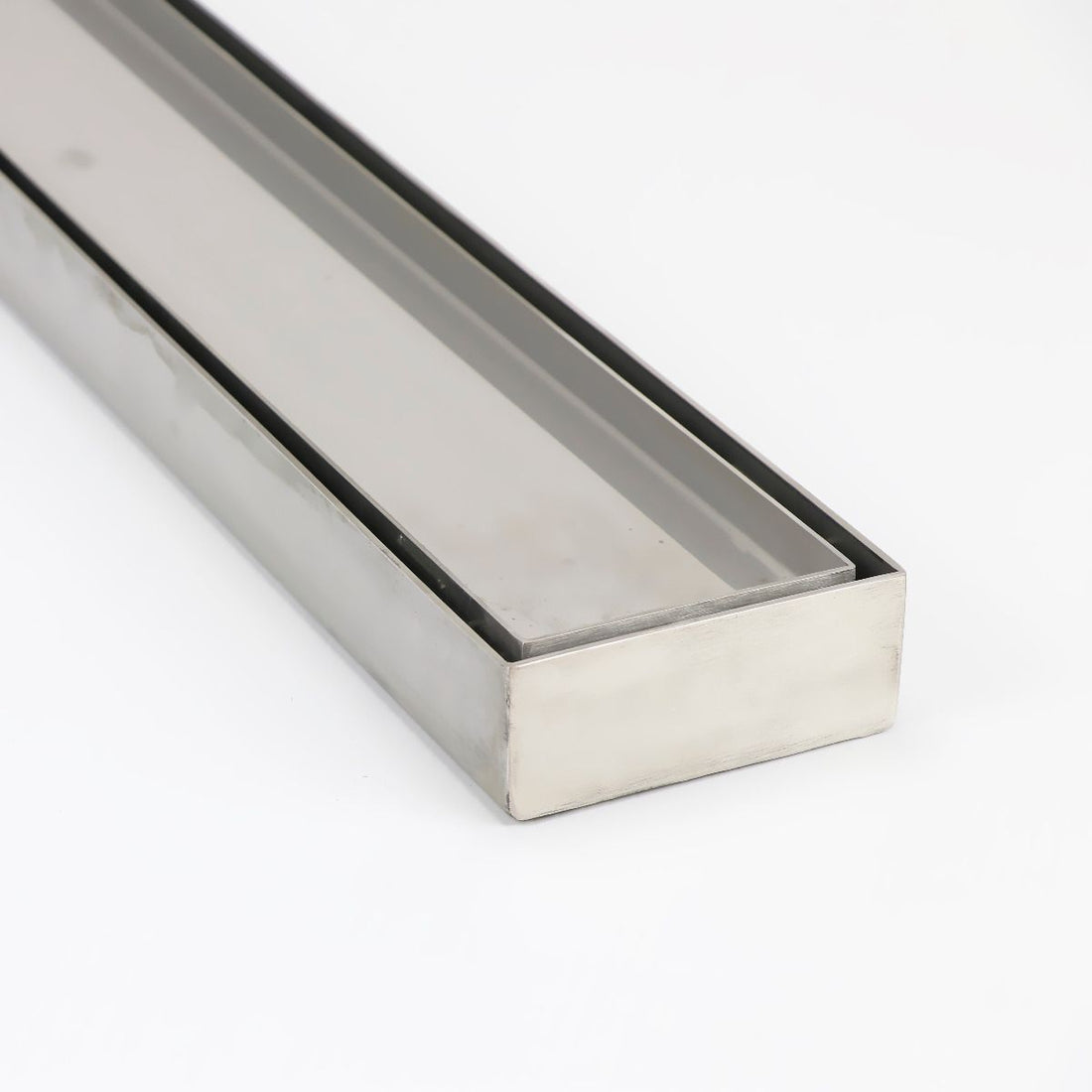 Tile insert drain
